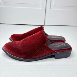 SEYCHELLES Burgundy Velvet Shoes Size 8